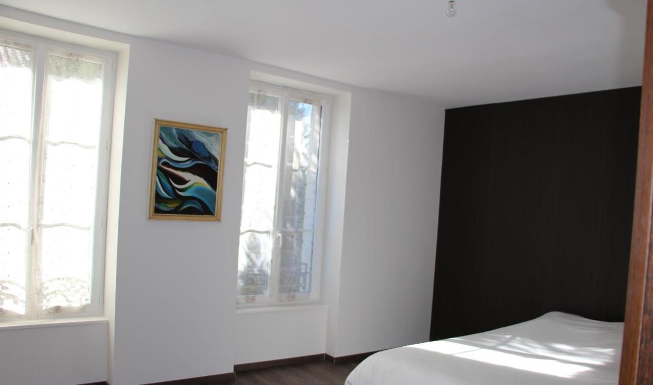 Les Chambres D'Eugenie Poyanne Exterior foto